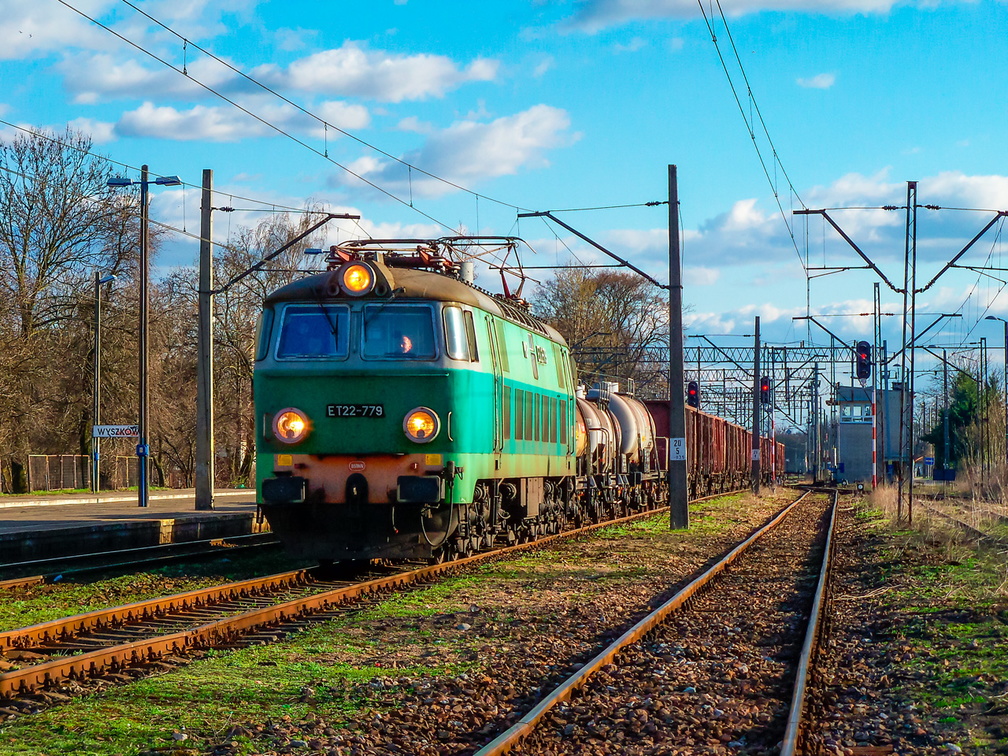 ET22-779