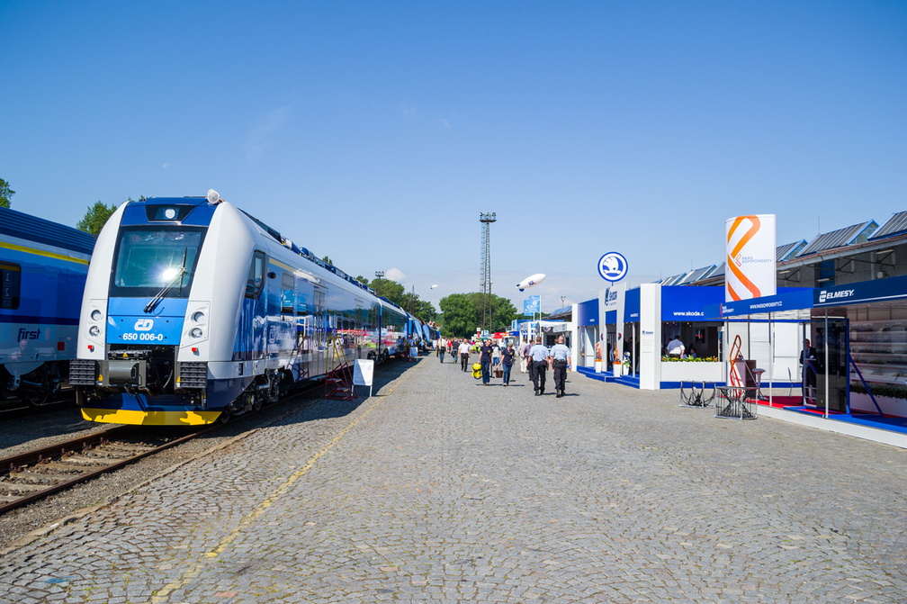 Regio Panther i stoiska na Czech Raildays