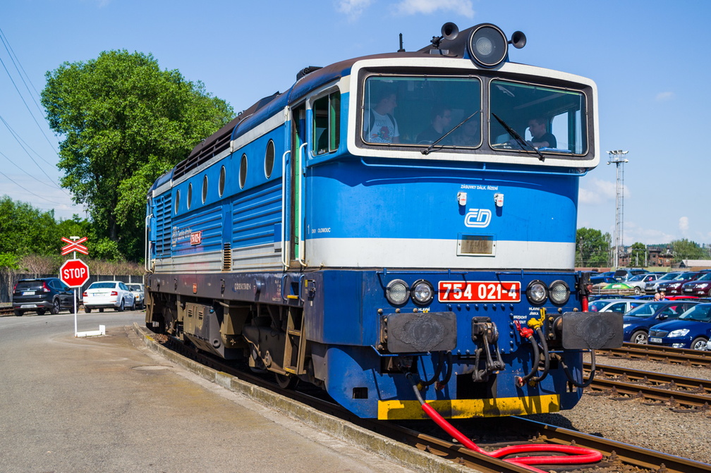 754 021-4