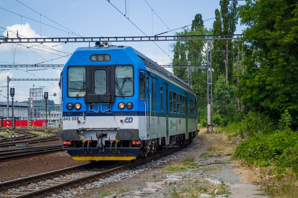 843 028-2