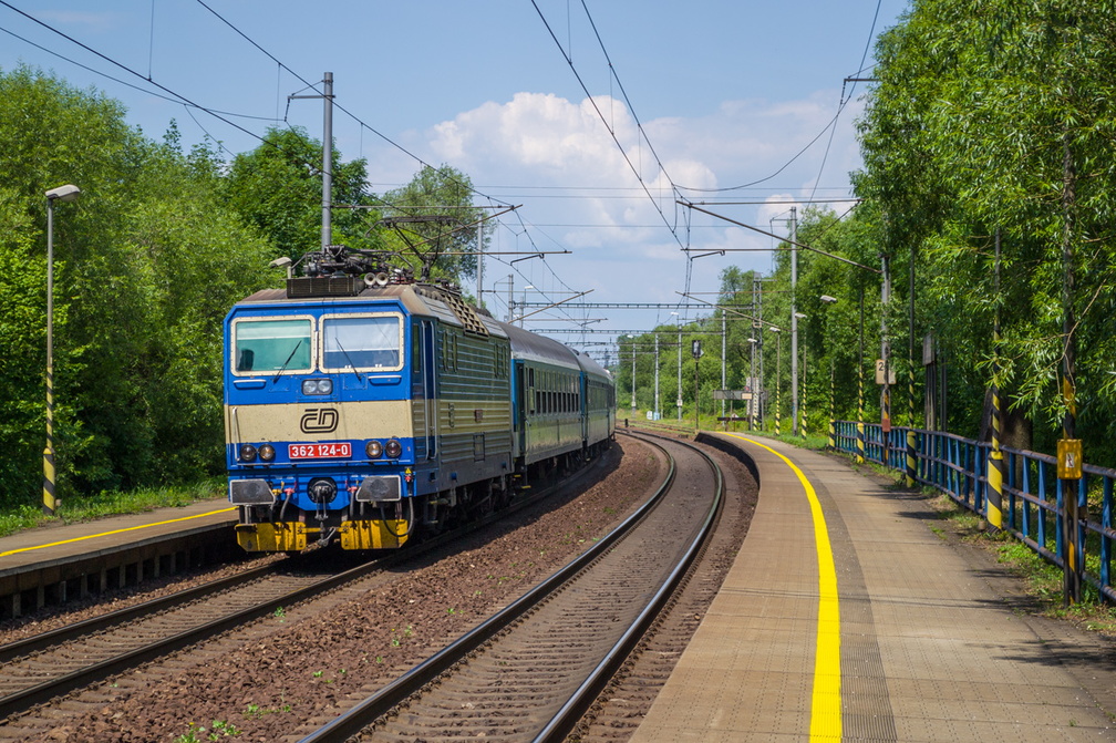 362 124-0