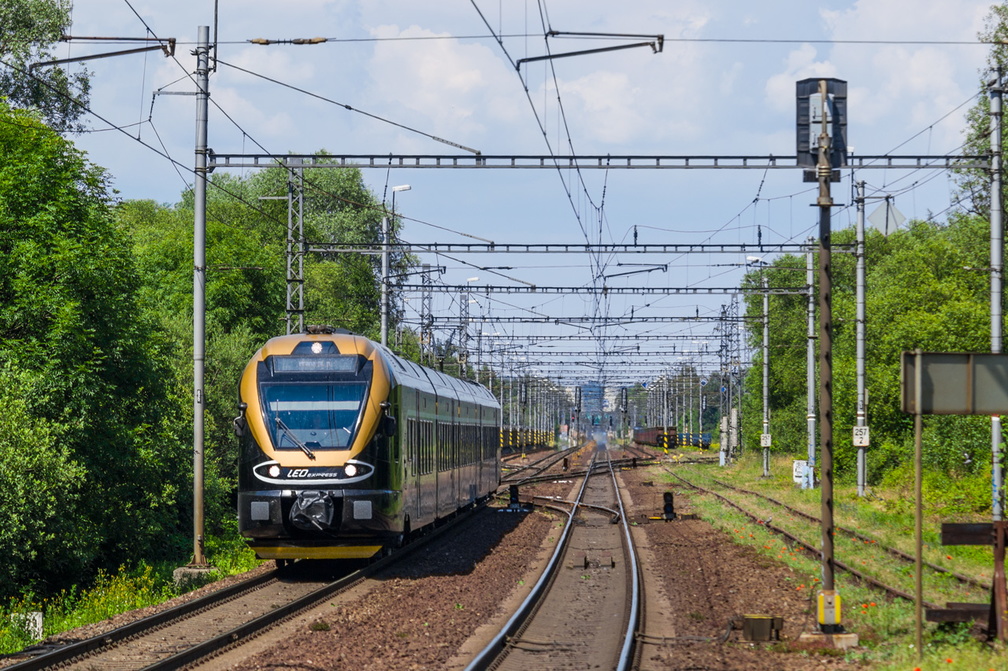 Stadler FLIRT Leo Express