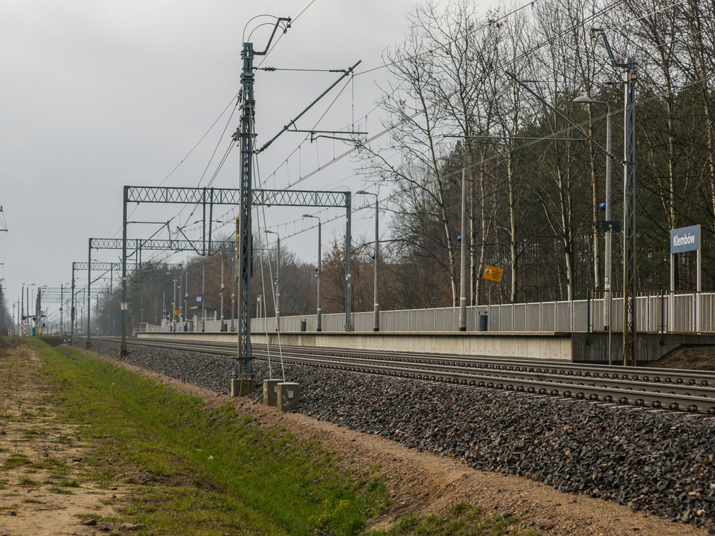 Przystanek kolejowy Klembów